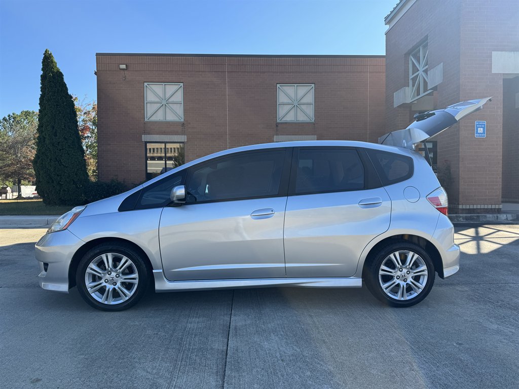 Used 2011 Honda Fit Sport image 26