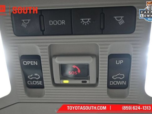 Used 2022 Toyota RAV4 XLE w/ Convenience Package AWD/4WD image 21
