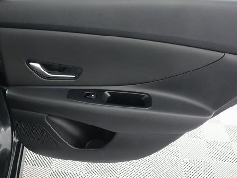 Used 2021 Hyundai Elantra SEL w/ Convenience Package image 27