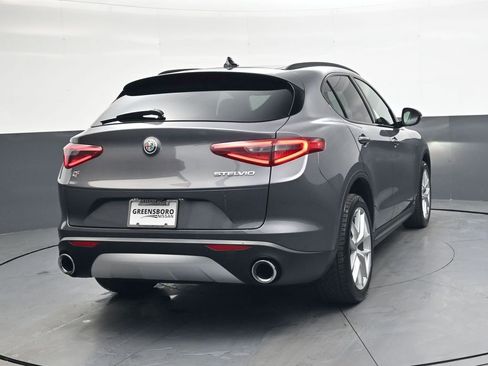 Used 2018 Alfa Romeo Stelvio Sport w/ Quick Order Package 22J Sport image 4