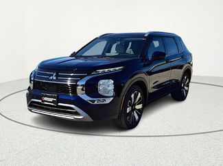 New 2026 Mitsubishi Outlander SEL video 1