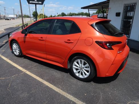 Used 2023 Toyota Corolla SE FWD image 5