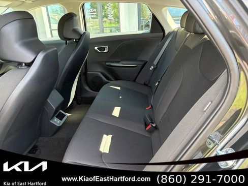 New 2026 Kia K4 FWD image 18