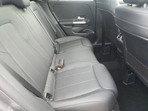 Certified 2021 Mercedes-Benz GLA 250 4MATIC image 21