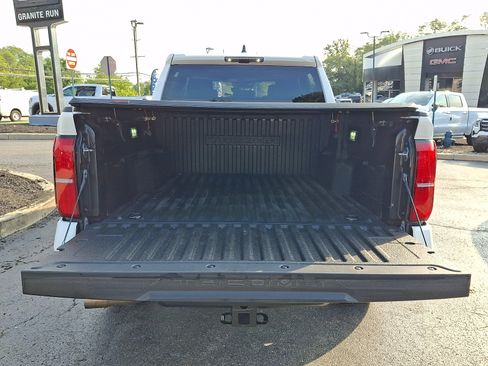 Used 2024 Toyota Tacoma TRD Sport AWD/4WD image 28