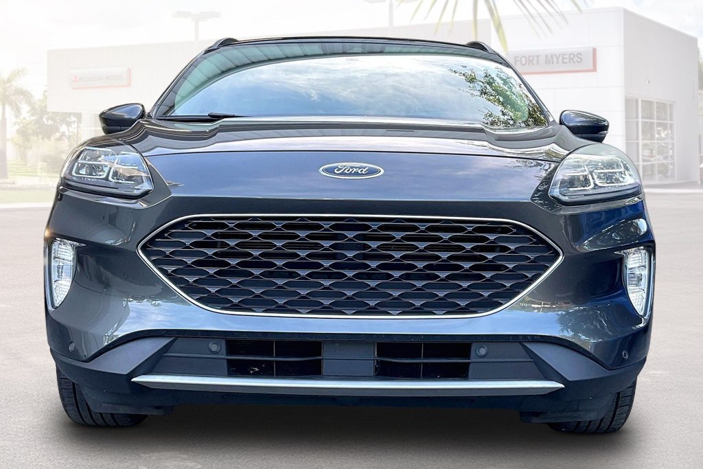 Used 2020 Ford Escape Titanium FWD image 24