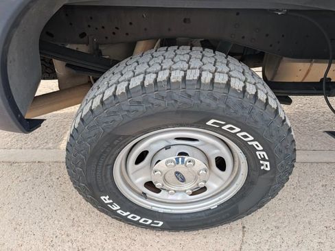 Used 2016 Ford F250 XL w/ Power Equipment Group AWD/4WD image 7
