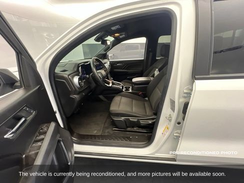 Used 2023 Chevrolet Colorado LT w/ LT Convenience Package RWD image 15
