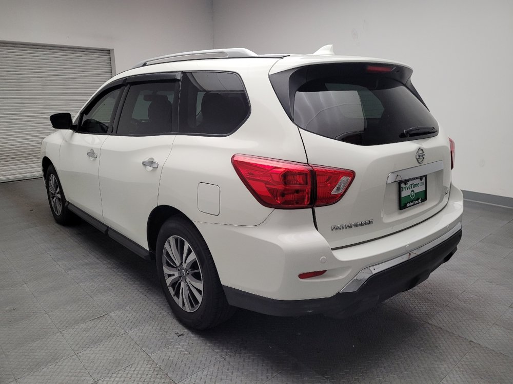 Used 2020 Nissan Pathfinder SV FWD image 5