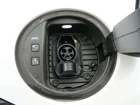 Certified 2024 Hyundai Ioniq 6 SEL image 17