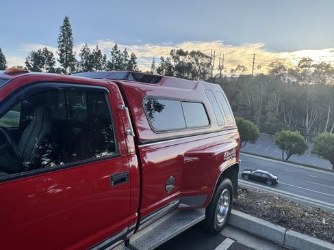 Used 1996 Chevrolet Silverado 3500 4x4 Regular Cab image 4