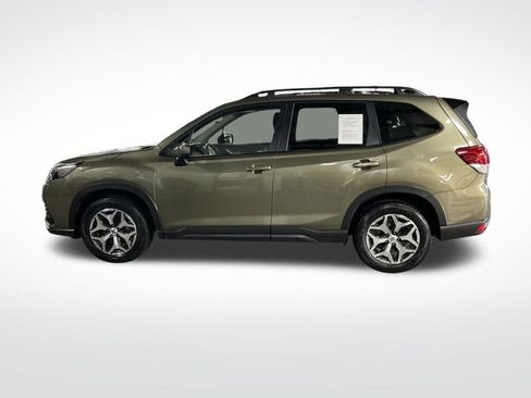 Certified 2024 Subaru Forester Premium image 2