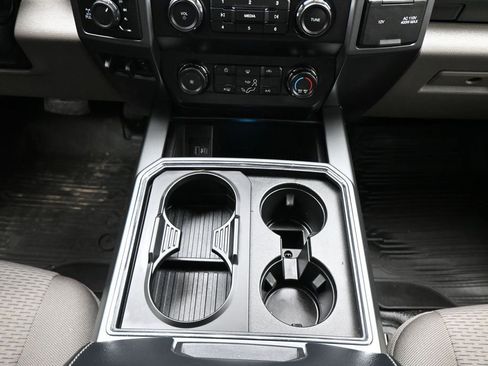 Used 2022 Ford F350 XLT w/ Black Appearance Package AWD/4WD image 21