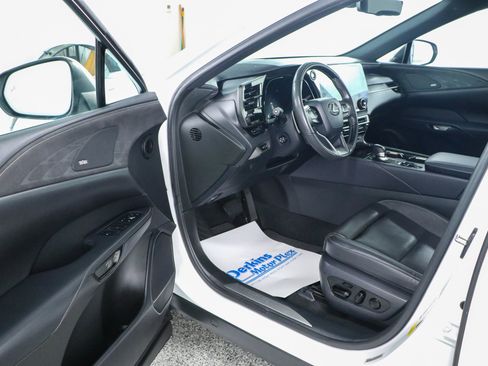 Used 2023 Lexus RX 350 FWD w/ Accessory Package (Z1) image 3