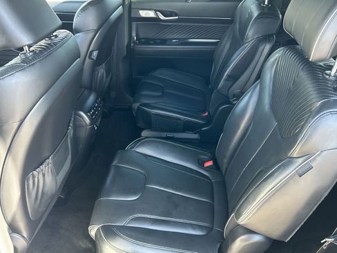 Used 2024 Hyundai Palisade Calligraphy image 26