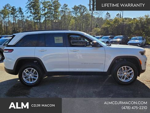 New 2025 Jeep Grand Cherokee Laredo RWD image 14