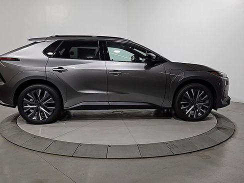 New 2026 Subaru Solterra Limited XT w/ Limited Package image 7