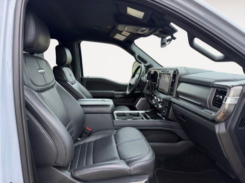 Used 2025 Ford F250 Platinum AWD/4WD image 15