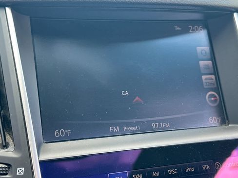 Used 2017 INFINITI Q60 Red Sport 400 image 19