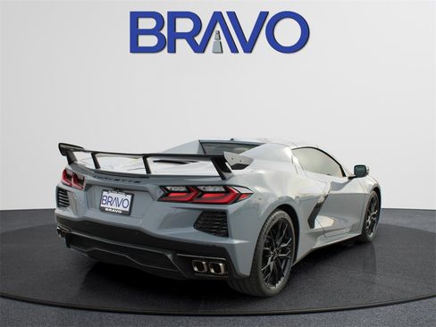 Used 2025 Chevrolet Corvette Stingray Preferred Conv w/ 2LT image 6