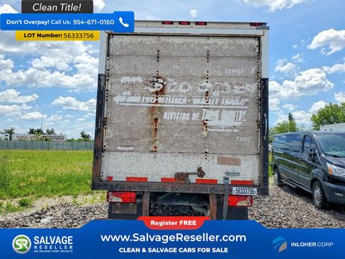 Used 2016 Freightliner Sprinter 3500 RWD image 15