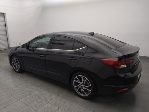Used 2019 Hyundai Elantra Limited w/ Ultimate Package 02 FWD image 3