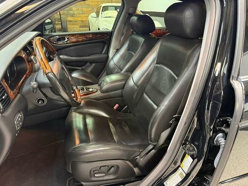 Used 2005 Jaguar XJ8 RWD image 23