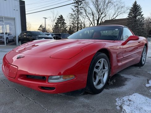Used 2000 Chevrolet Corvette Coupe image 3