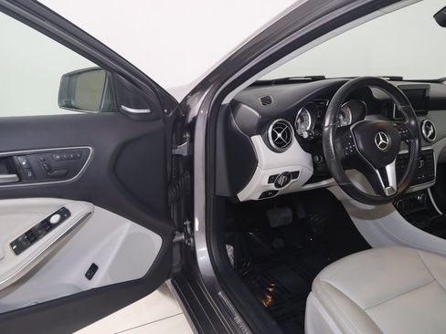 Used 2015 Mercedes-Benz GLA 250 4MATIC image 40