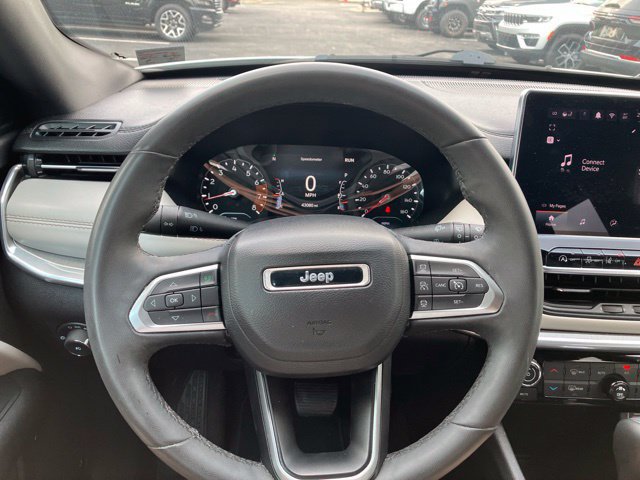 Used 2024 Jeep Compass Limited AWD/4WD image 12
