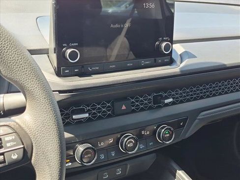 Used 2025 Honda Accord SE image 14