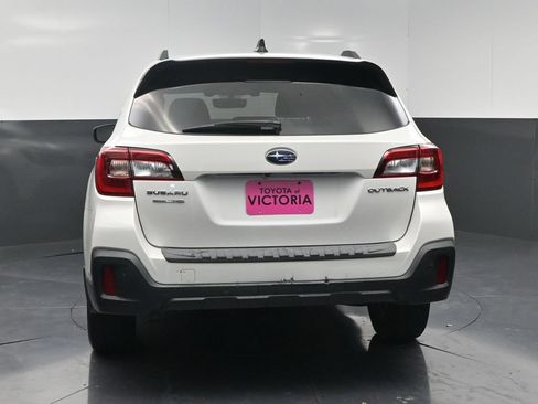 Used 2019 Subaru Outback 2.5i Touring AWD/4WD image 17