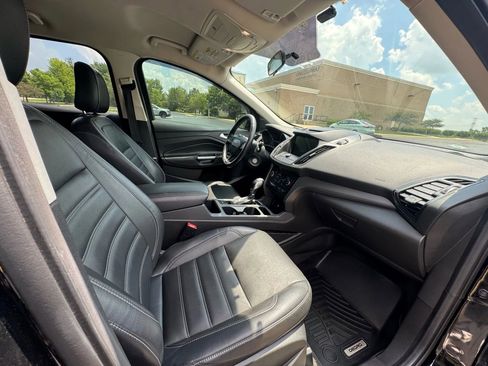 Used 2018 Ford Escape SEL image 15