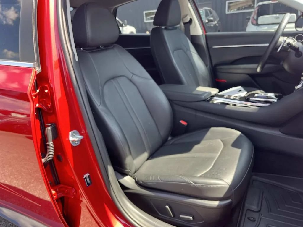 Used 2020 Hyundai Sonata Limited FWD image 24
