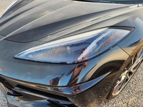 Used 2024 Chevrolet Corvette Stingray Preferred Cpe w/ Body-Color Dual Roof Package RWD image 7