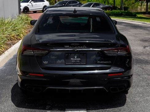 Used 2022 Maserati Quattroporte Trofeo RWD image 4