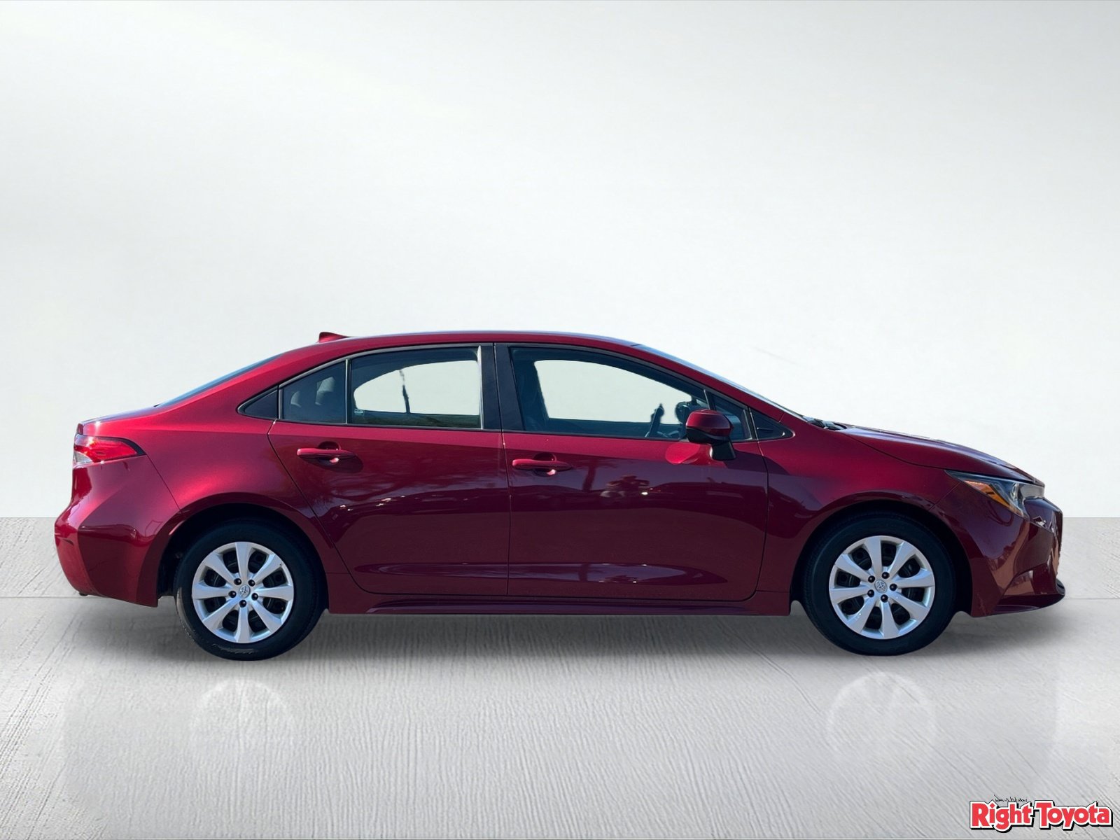 Certified 2025 Toyota Corolla LE FWD image 8