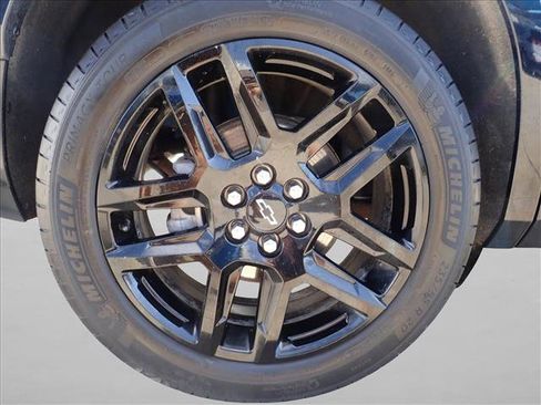 Used 2024 Chevrolet Blazer RS w/ Enhanced Convenience Package image 7
