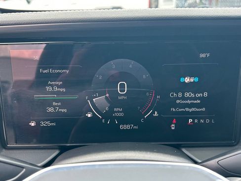 Used 2025 GMC Terrain Elevation FWD image 27