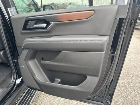 New 2026 GMC Yukon XL Denali w/ Denali Reserve Package AWD/4WD image 24