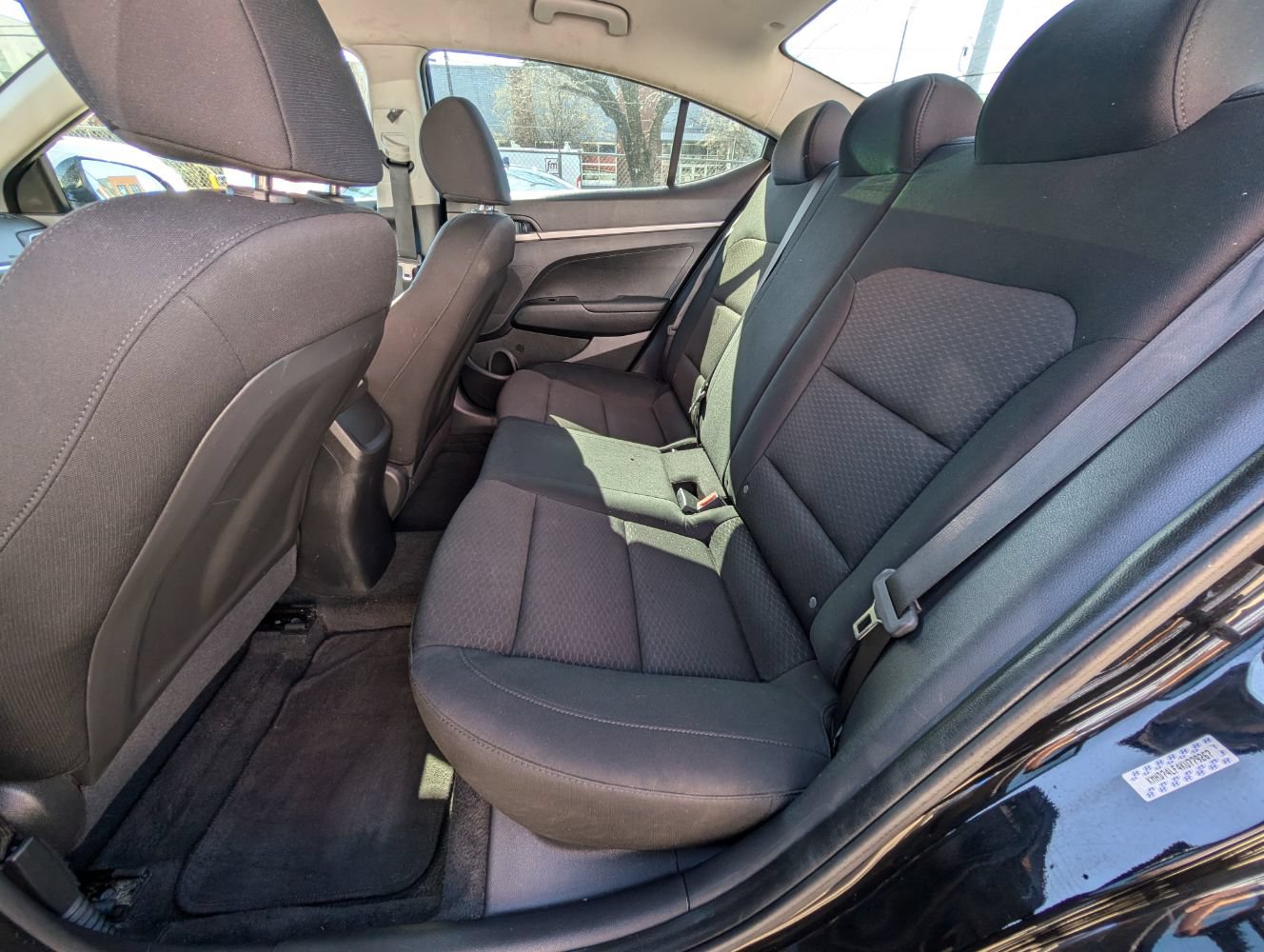 Used 2019 Hyundai Elantra SE w/ Cargo Package FWD image 17
