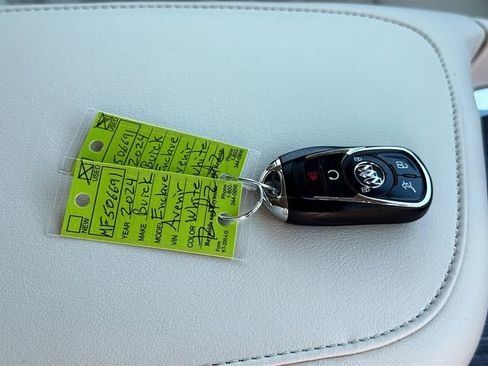 Used 2024 Buick Enclave Avenir w/ Trailering Package, 5000 lbs. image 38