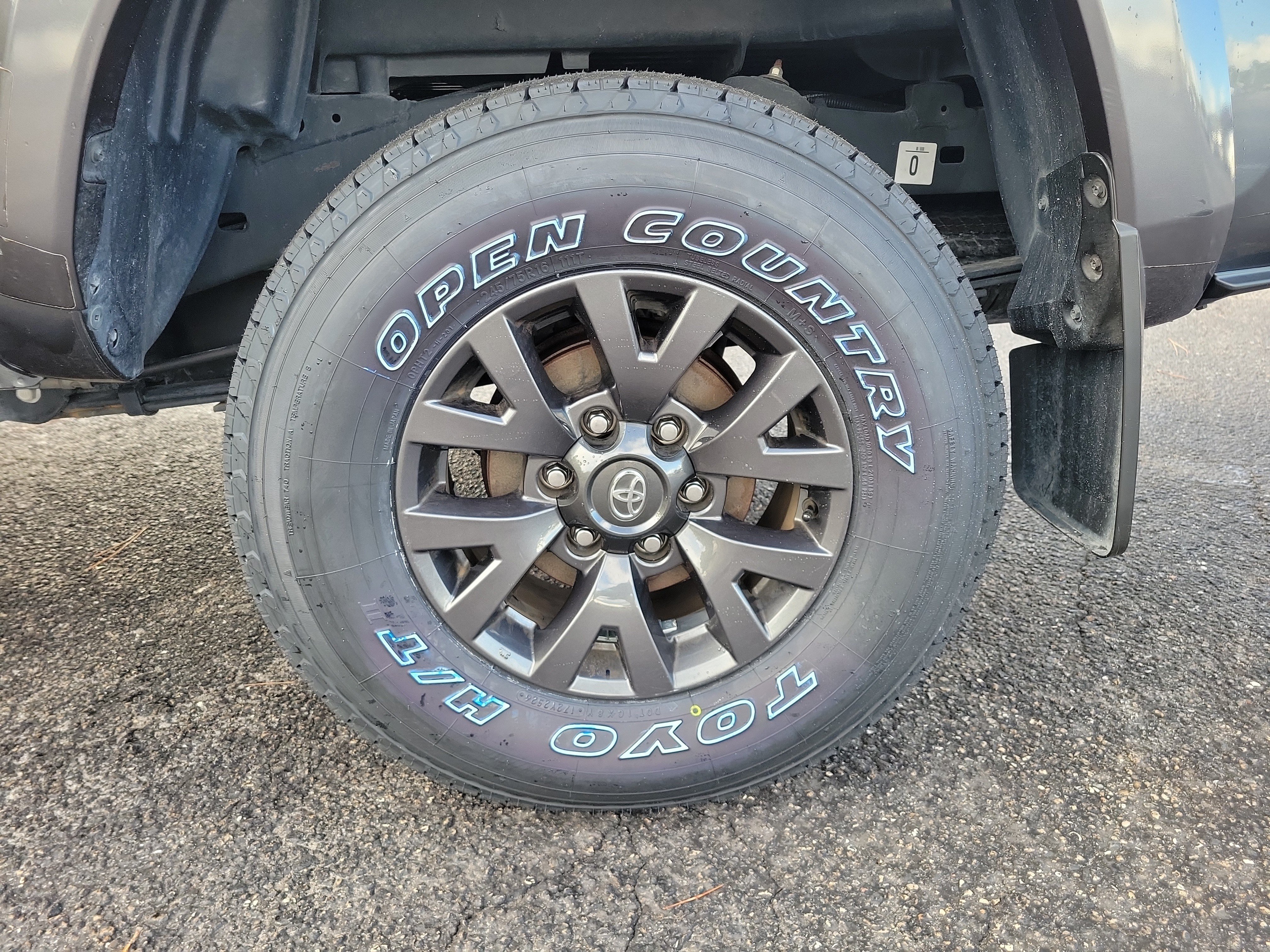 Used 2022 Toyota Tacoma SR5 RWD image 7
