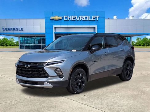 New 2026 Chevrolet Blazer LT w/ Midnight/Sport Edition FWD image 2