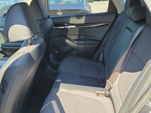 Used 2025 Kia Seltos S FWD image 11