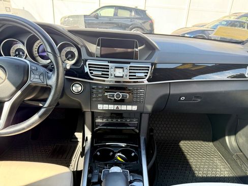 Used 2014 Mercedes-Benz E 250 BlueTEC Sedan image 22