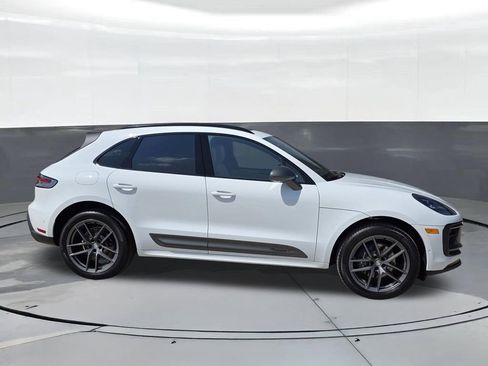 Used 2025 Porsche Macan Turbo AWD/4WD image 7