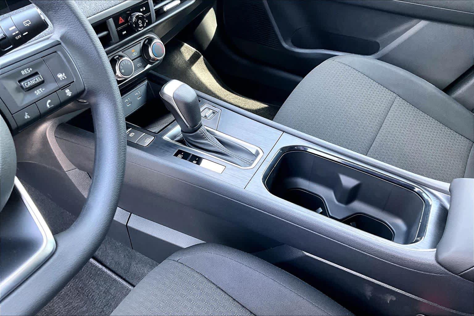 New 2027 Nissan Kicks S FWD image 7