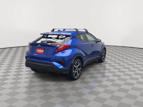 Used 2019 Toyota C-HR XLE FWD image 31