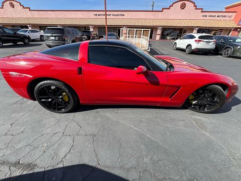 Used 2005 Chevrolet Corvette Coupe w/ Preferred Equipment Group image 5
